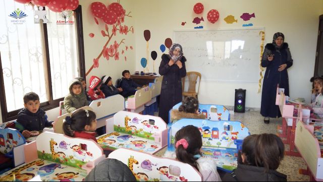 シリア北西部で運営しているSAKURA幼稚園。アラビア語、英語、算数、アクティビティを実施している。